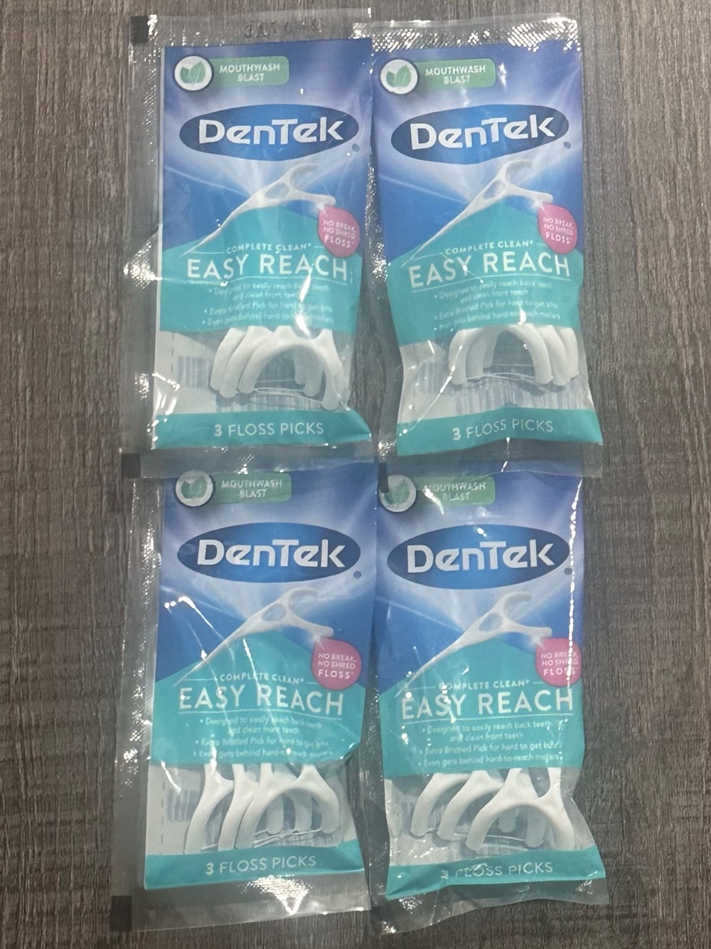 💞 Set of 4 New DenTek Easy Reach 3-Count Mint Flavored Floss Picks Travel Packs